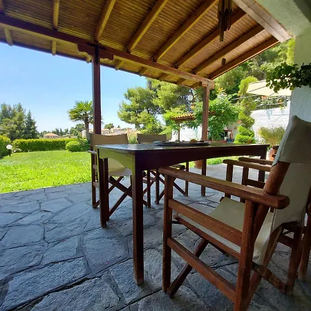 Elani Private Retreat - Maria Garden Escape 빌라 시비리