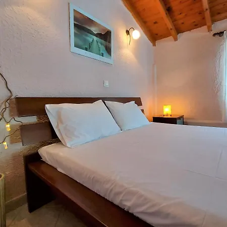 Elani Private Retreat - Villa Maria Garden Escape * Siviri